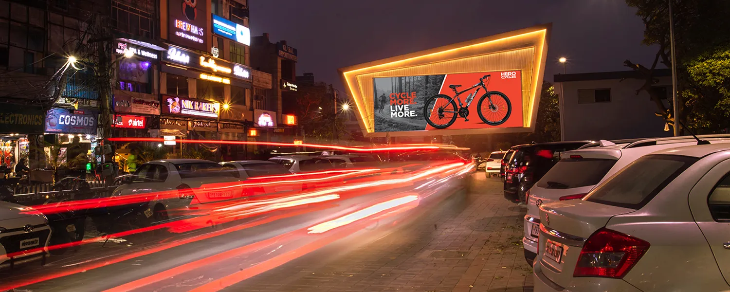 LeafBerry Outdoor Branding