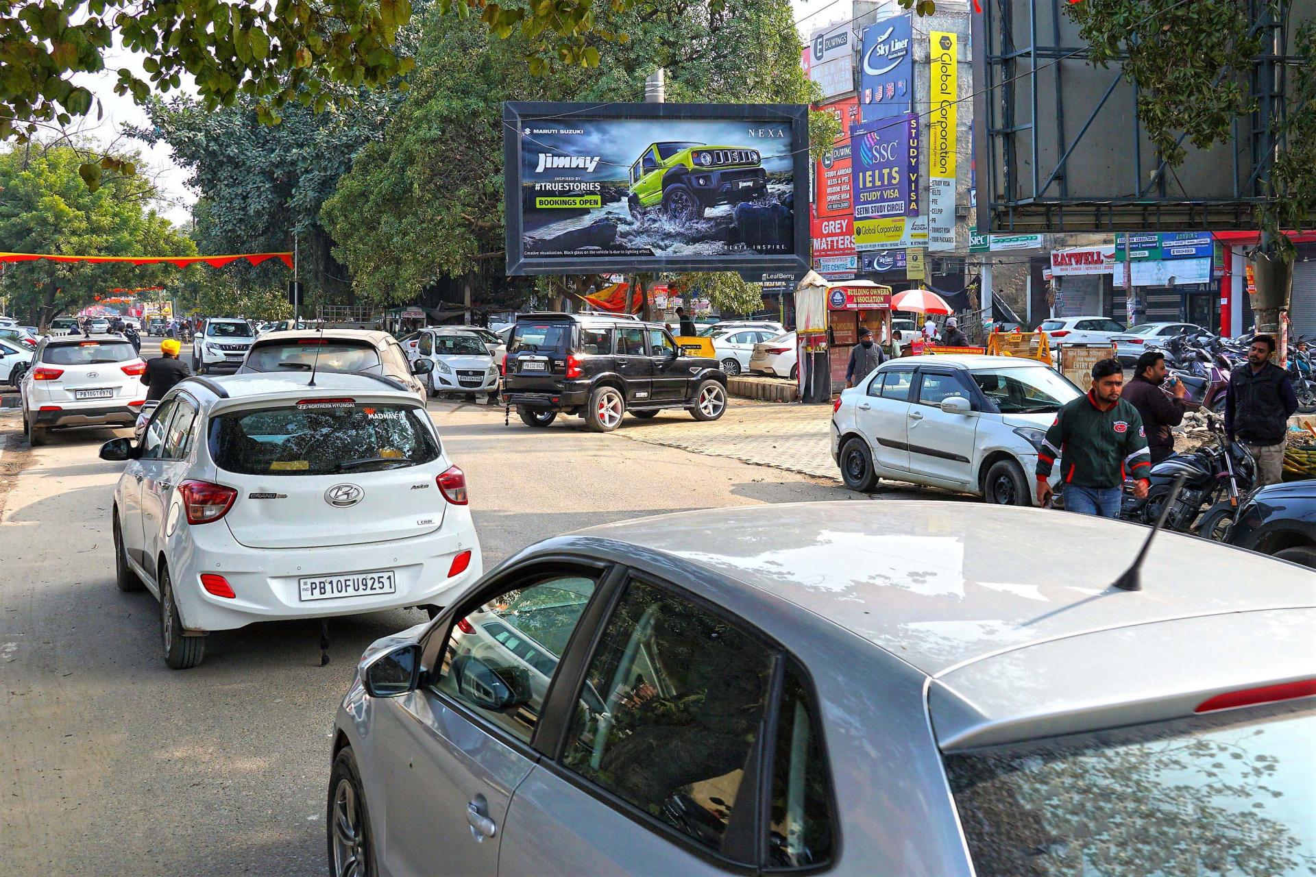 Krishna Mandir Market3