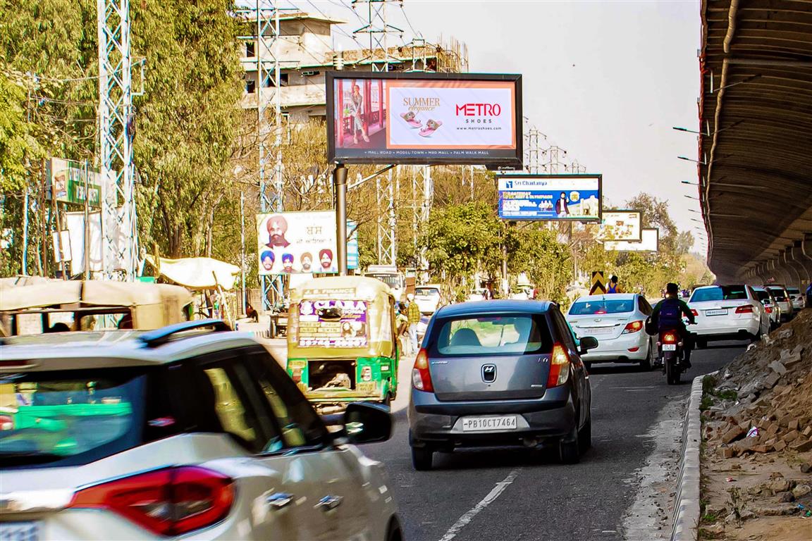 Ferozepur Road-Palm Court2