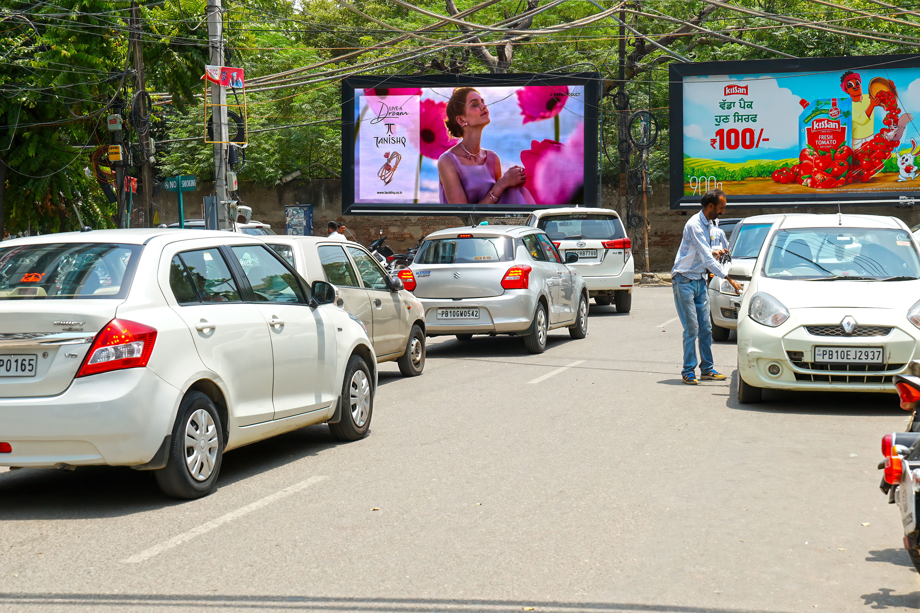 Feroze Gandhi Market T Point1