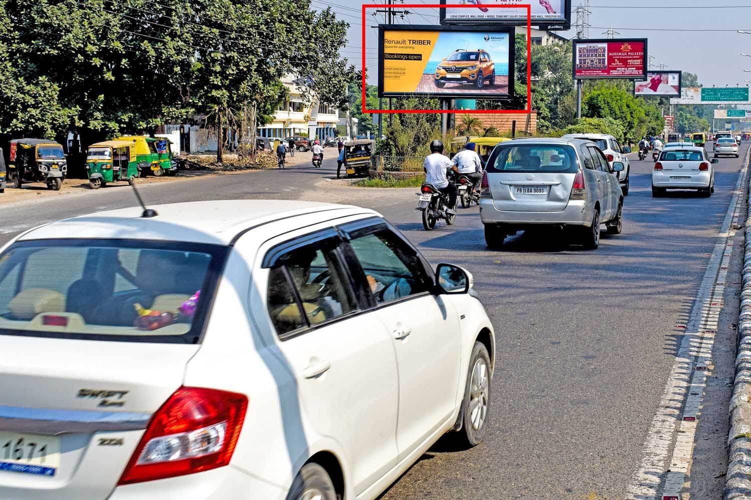 Bharat Nagar Chowk U1